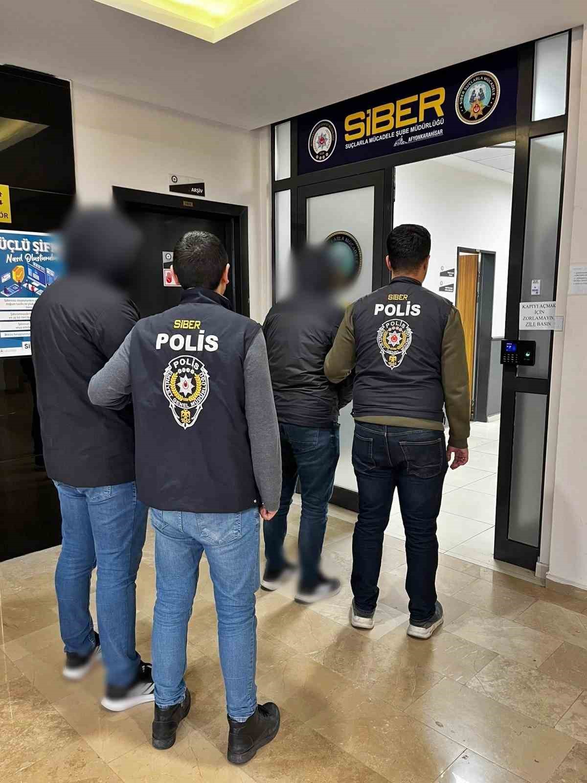 Sıfır faizli kredi yalanıyla milyonluk vurgun yapan 2 kişi tutuklandı
