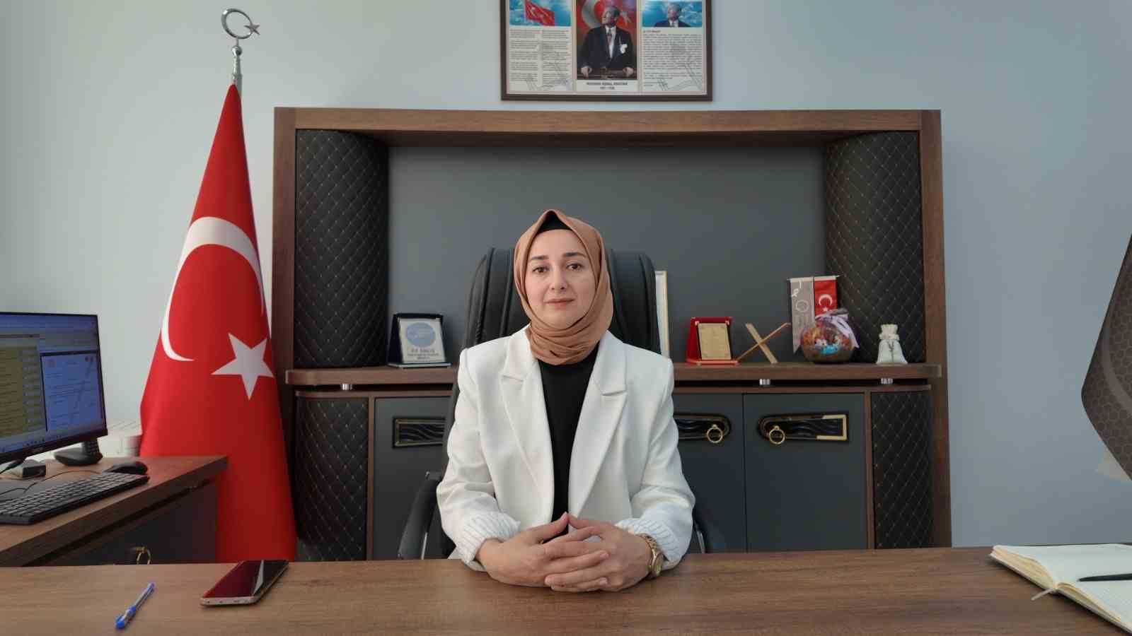 Siirt Olgunlaşma  Enstitüsünden "Filistin" temalı kolye çalışması
