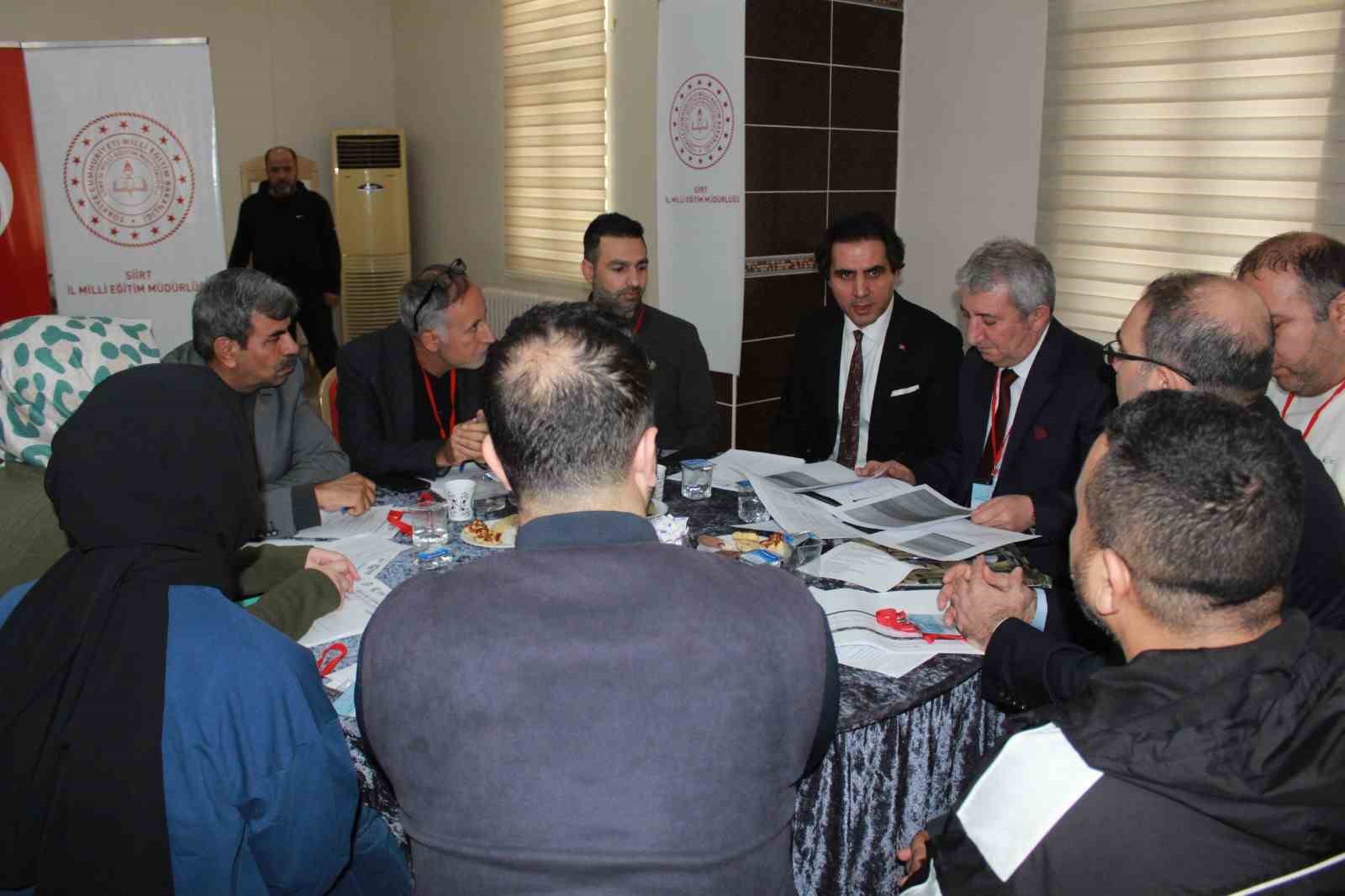 Siirt’te ‘Eğitime Katılım Okula Devam Çalıştayı’ düzenlendi
