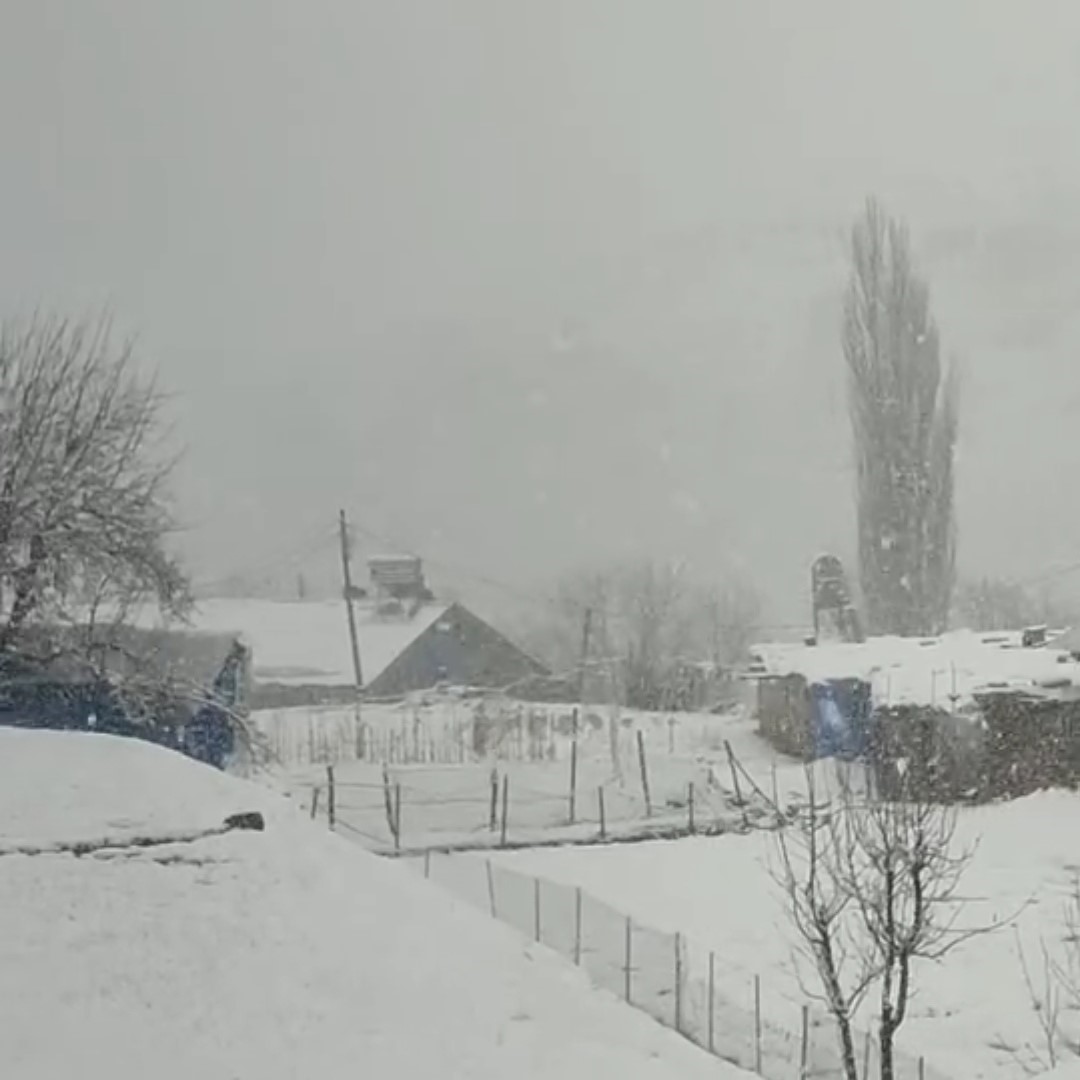 Siirt’te nisan ayında kar sürprizi
