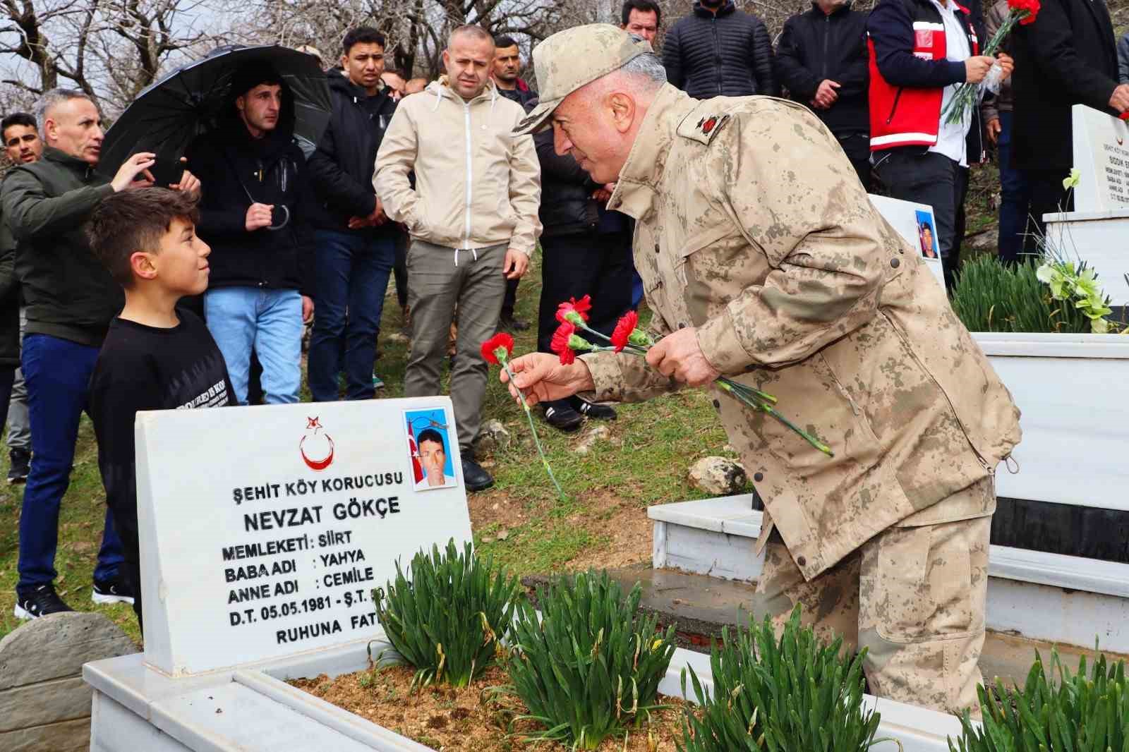 Siirt’te şehitler dualarla anıldı
