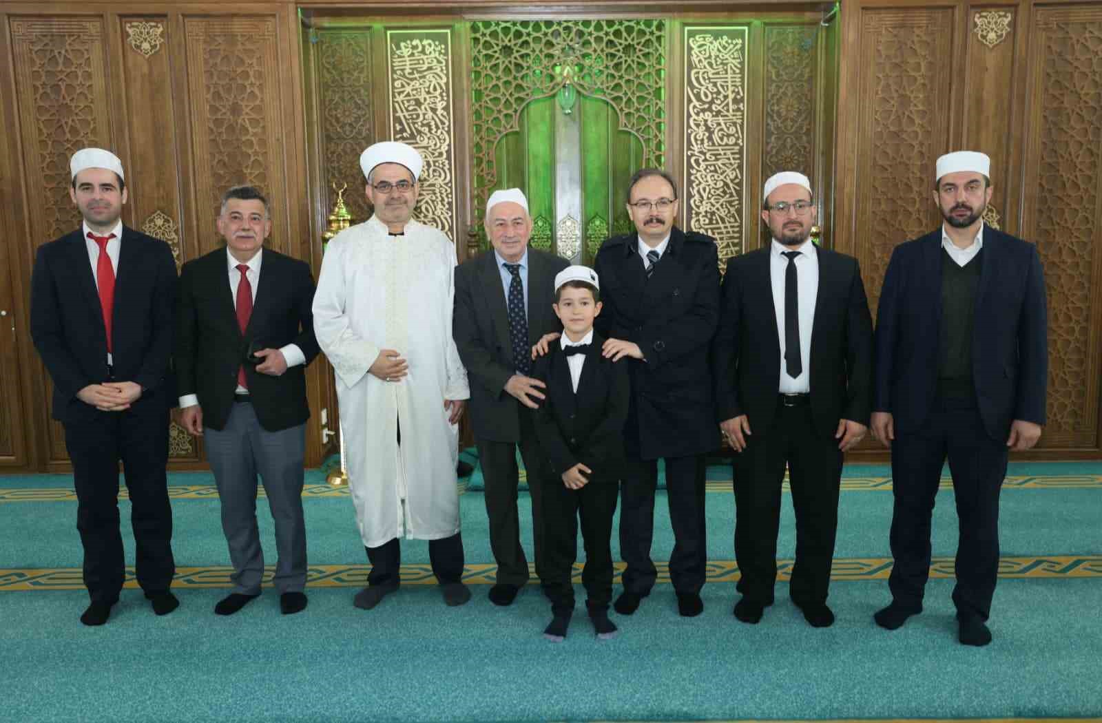 Siirt’te şehitler için mevlit okundu
