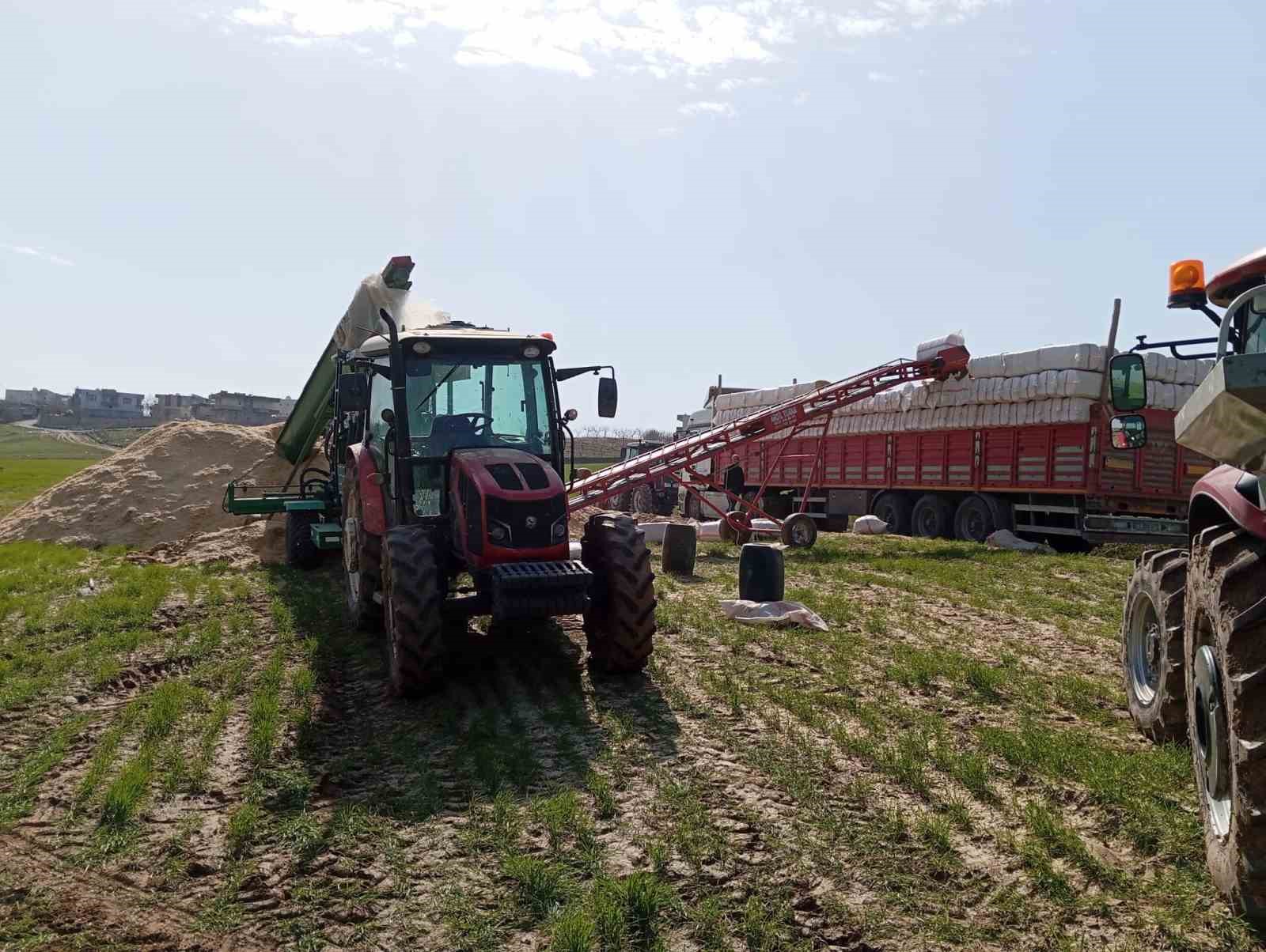 Siirt’te silahla oynayan kişi kazara kendini vurdu
