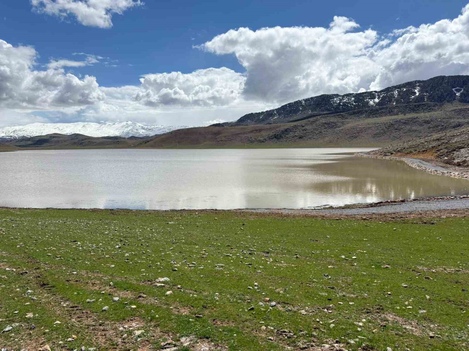 Siirt’teki Zirin Gölü yeniden hayat buldu
