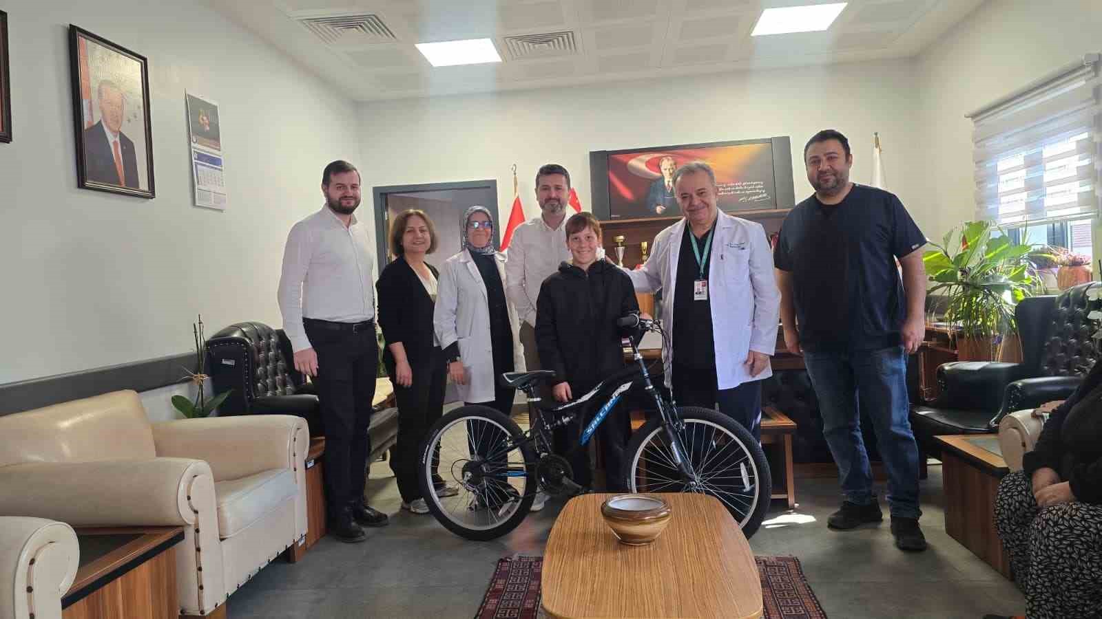 Şikayet kutusundan bisiklet çıktı
