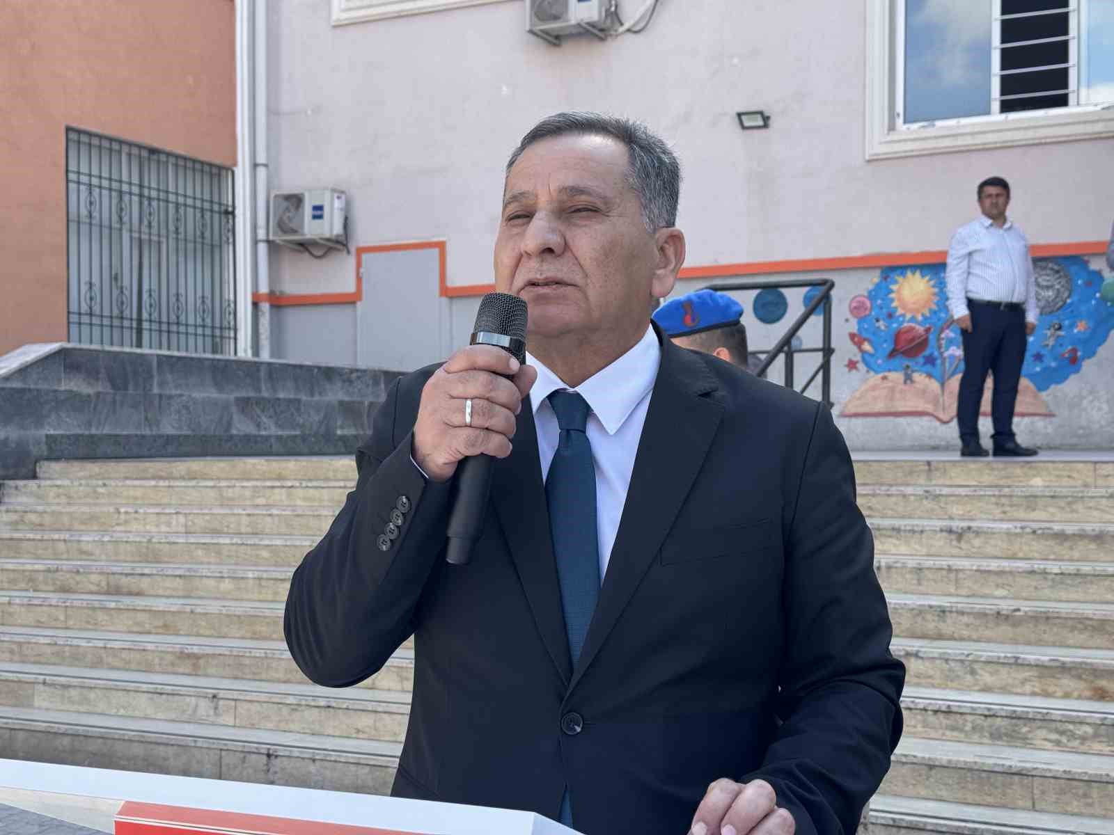 Silah arkadaşları Şehit Astsubay Mehmet Gündüz’ün adını kütüphanede yaşatıyor
