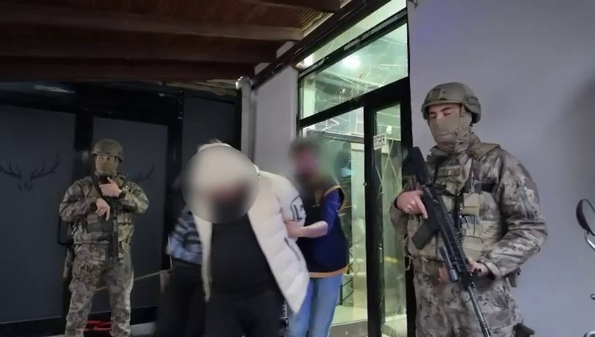 "Silahlı örgüt" ve "Nitelikli yağma" operasyonu: 22 şüpheli yakalandı
