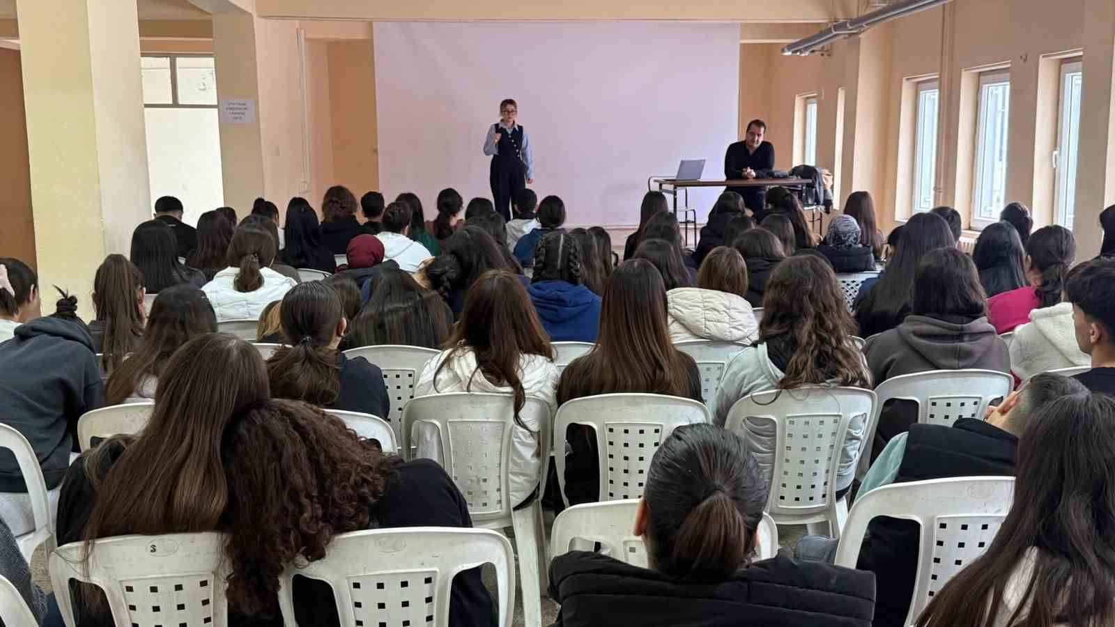 Silifke Vergi Dairesinden eğitime tam destek
