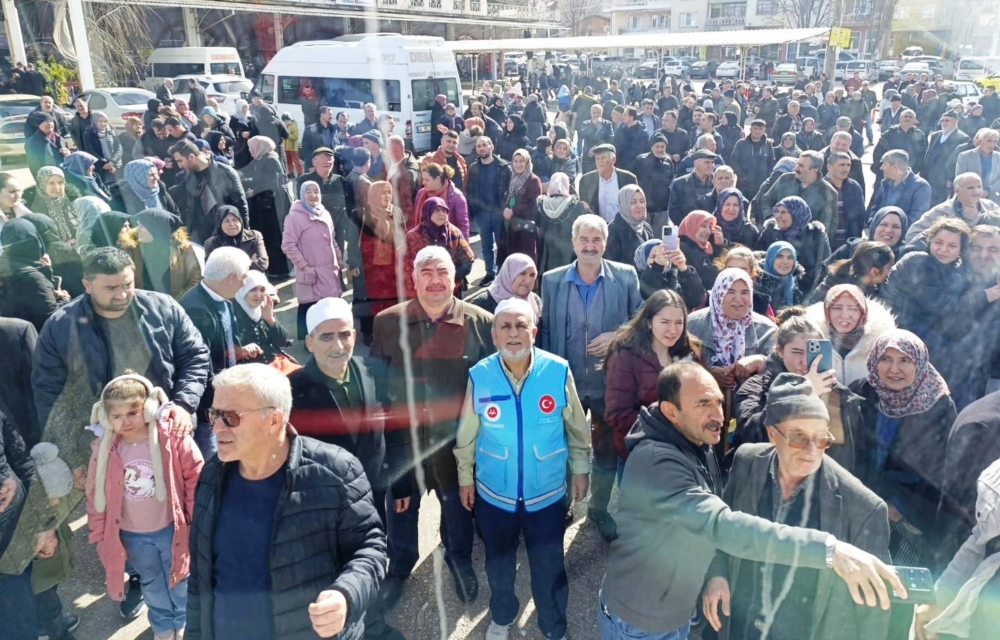 Simav’dan 43 Ramazan ayı umrecisi dualarla uğurlandı
