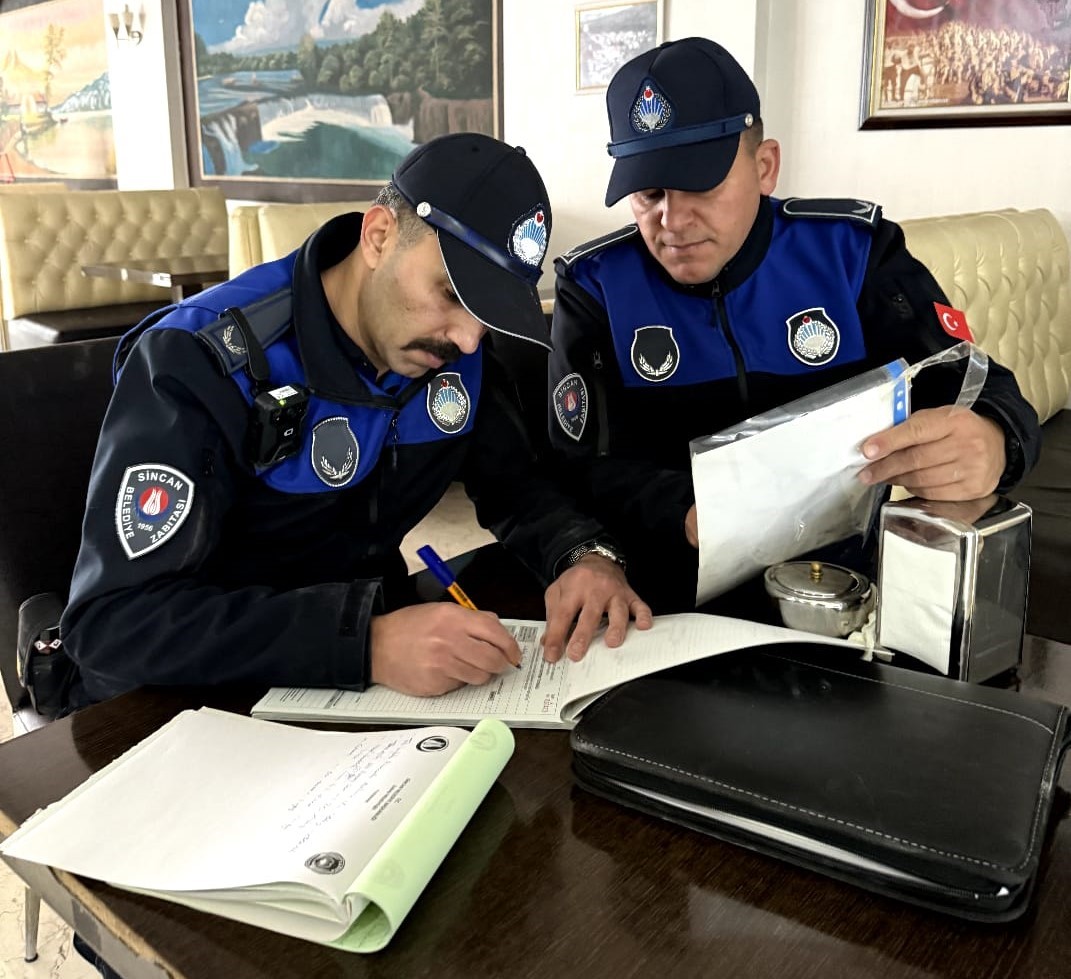 Sincan Belediyesi zabıta ekiplerinden denetim
