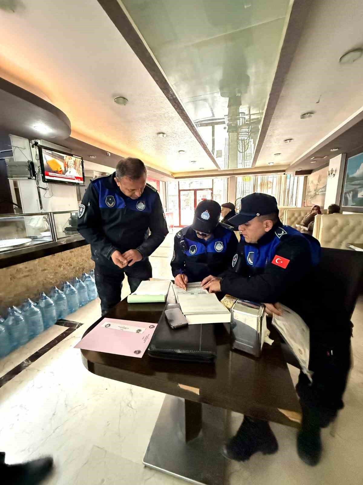 Sincan Belediyesi zabıta ekiplerinden denetim
