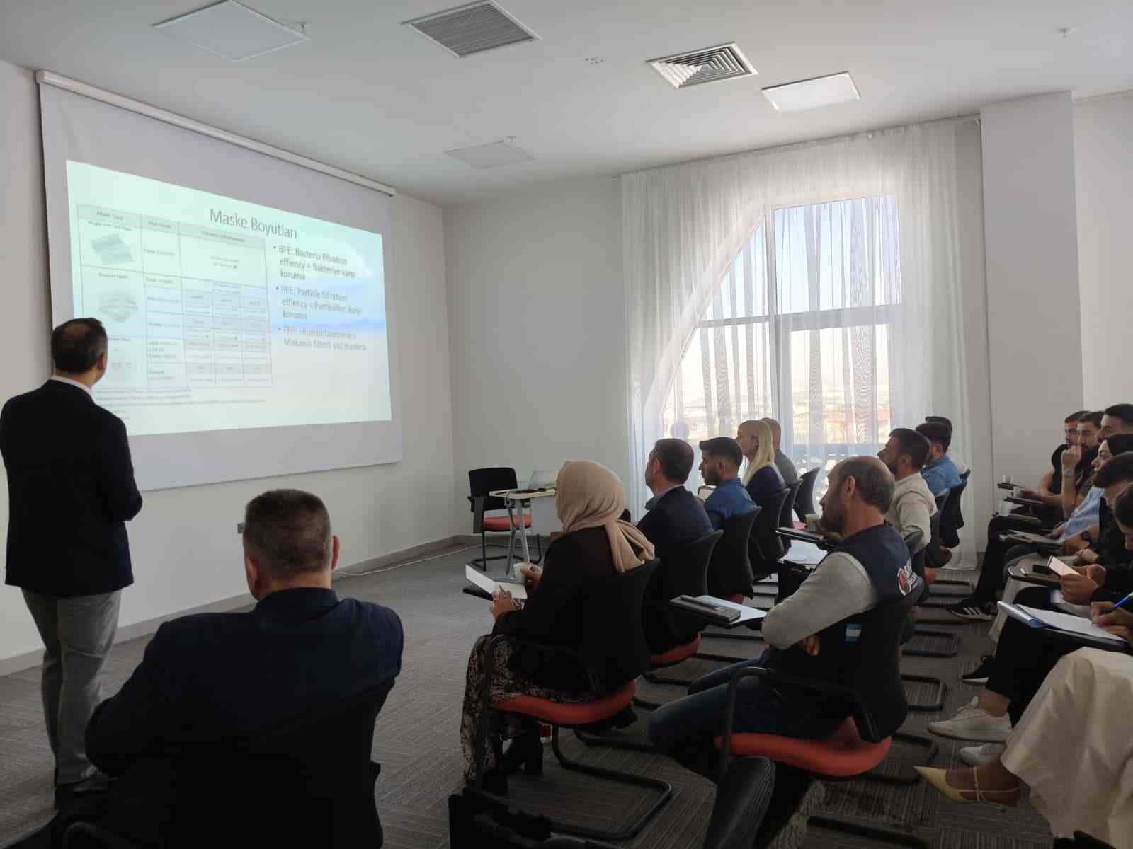 Sincan Belediyesinden ‘Bilimsel İlaçlama Yöntemleri ve Saha Koordinasyonu’ eğitimi
