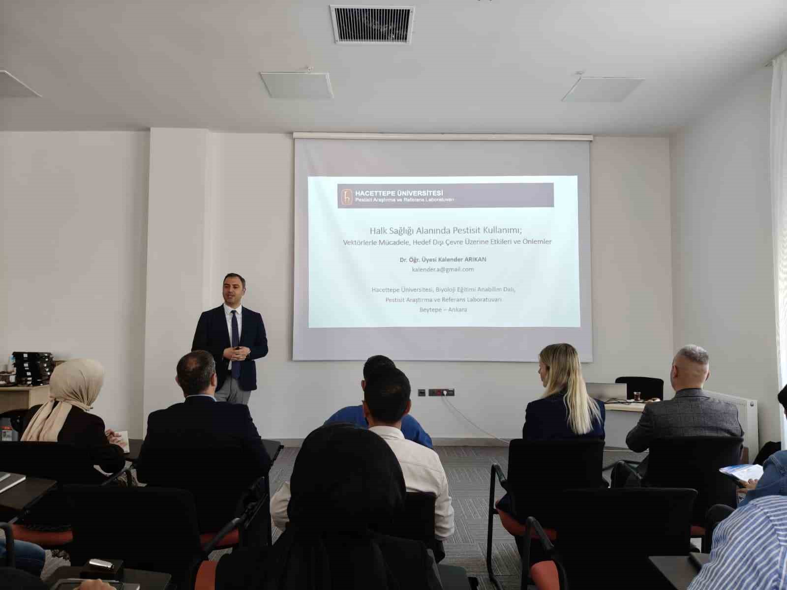 Sincan Belediyesinden ‘Bilimsel İlaçlama Yöntemleri ve Saha Koordinasyonu’ eğitimi
