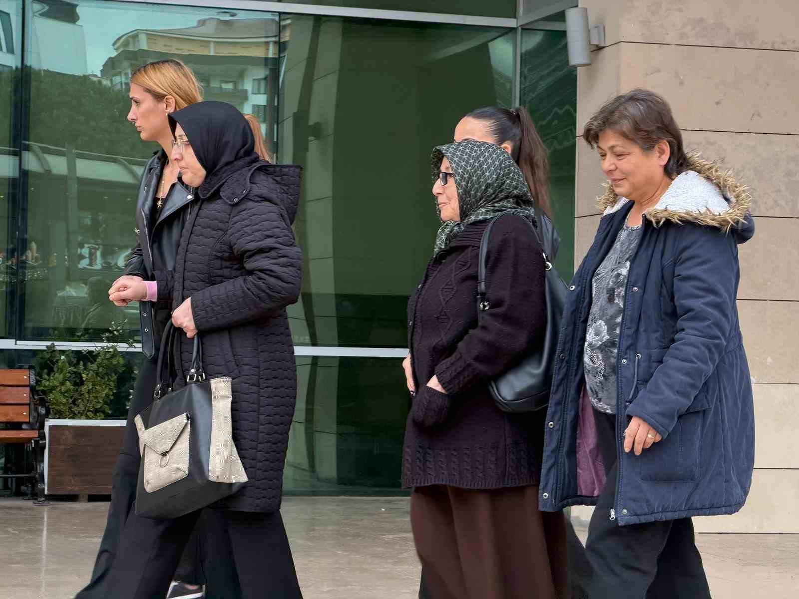 Sinem ölmeden önce komşusundan yardım istemiş
