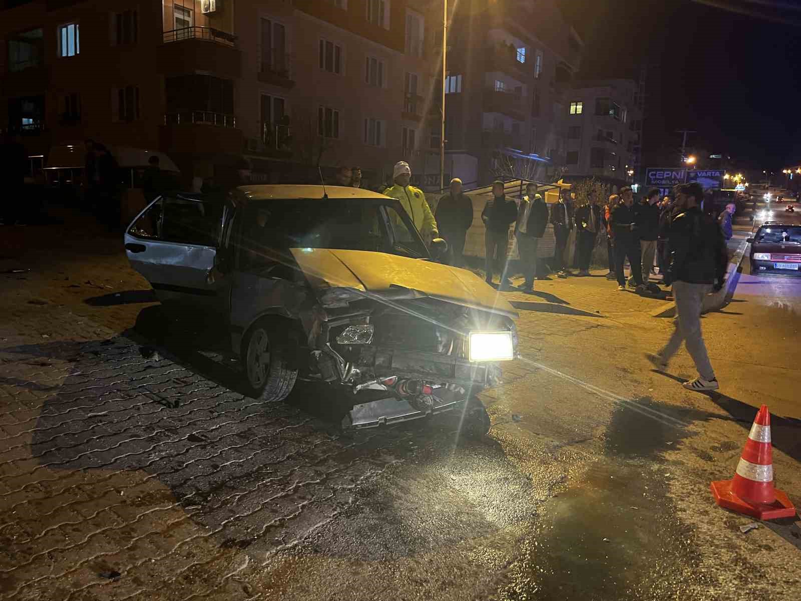 Sinop’ta alkollü sürücü kaza yaptı: 5 yaralı
