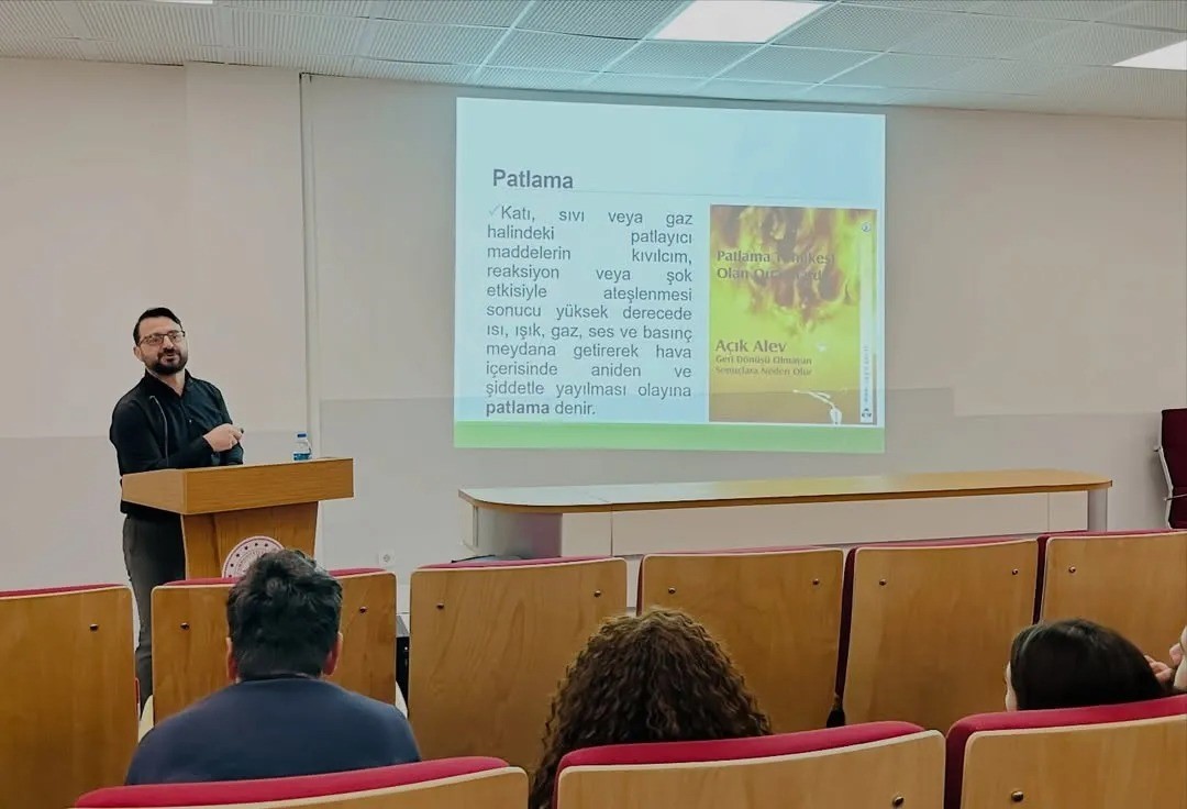 Sinop’ta hastane personeli afetlere karşı bilinçleniyor
