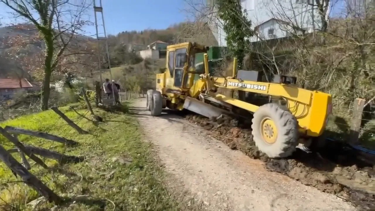 Sinop’ta kırsal yollarda bakım çalışmaları
