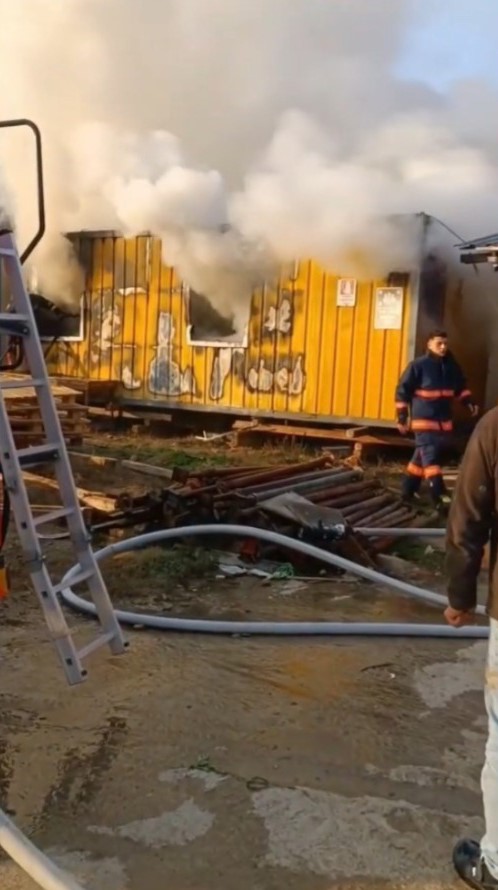 Sinop’ta konteyner yangını korkuttu
