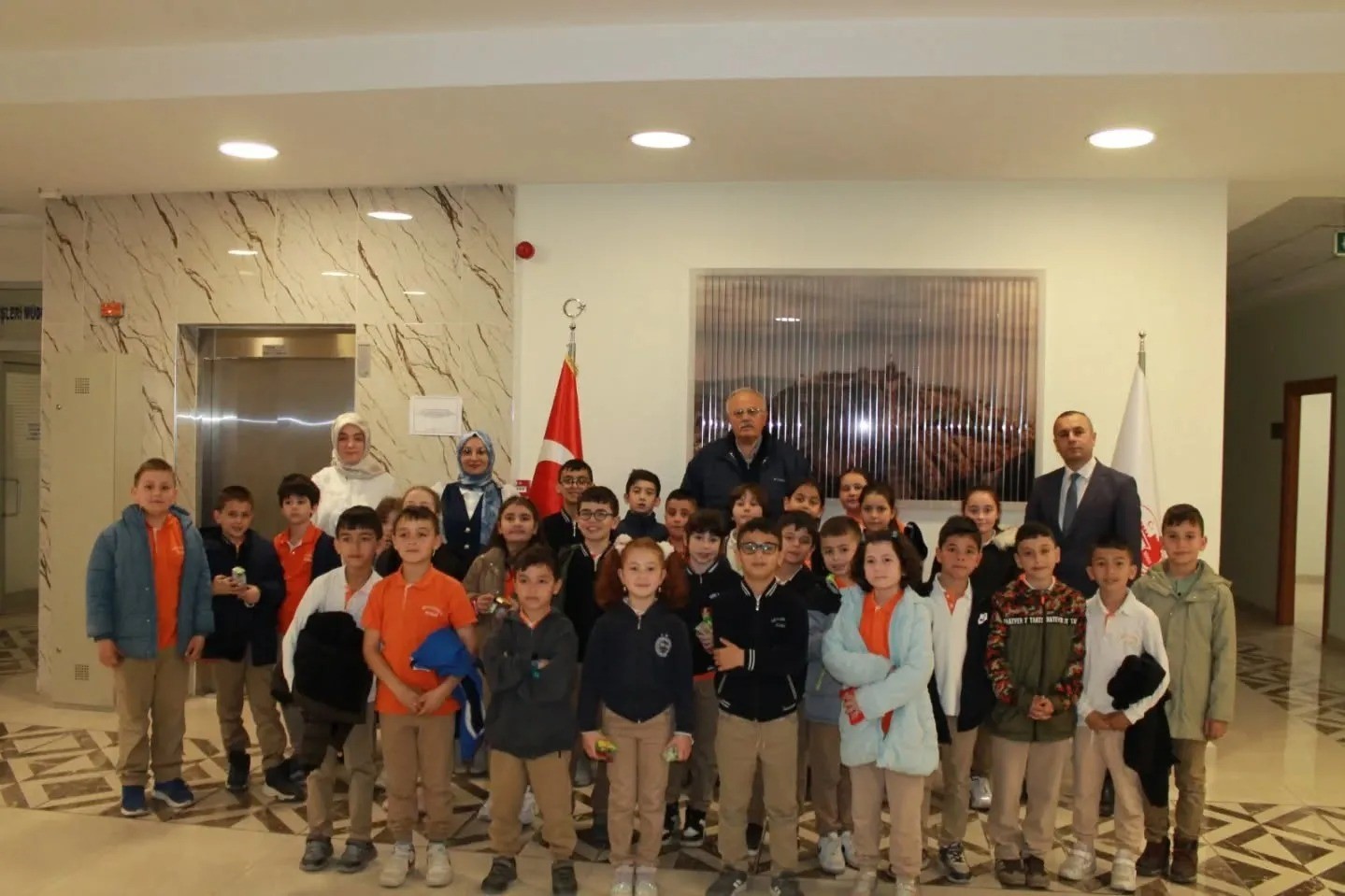 Sinop’ta öğrenciler devlet kurumlarının işleyişini yerinde öğrendi
