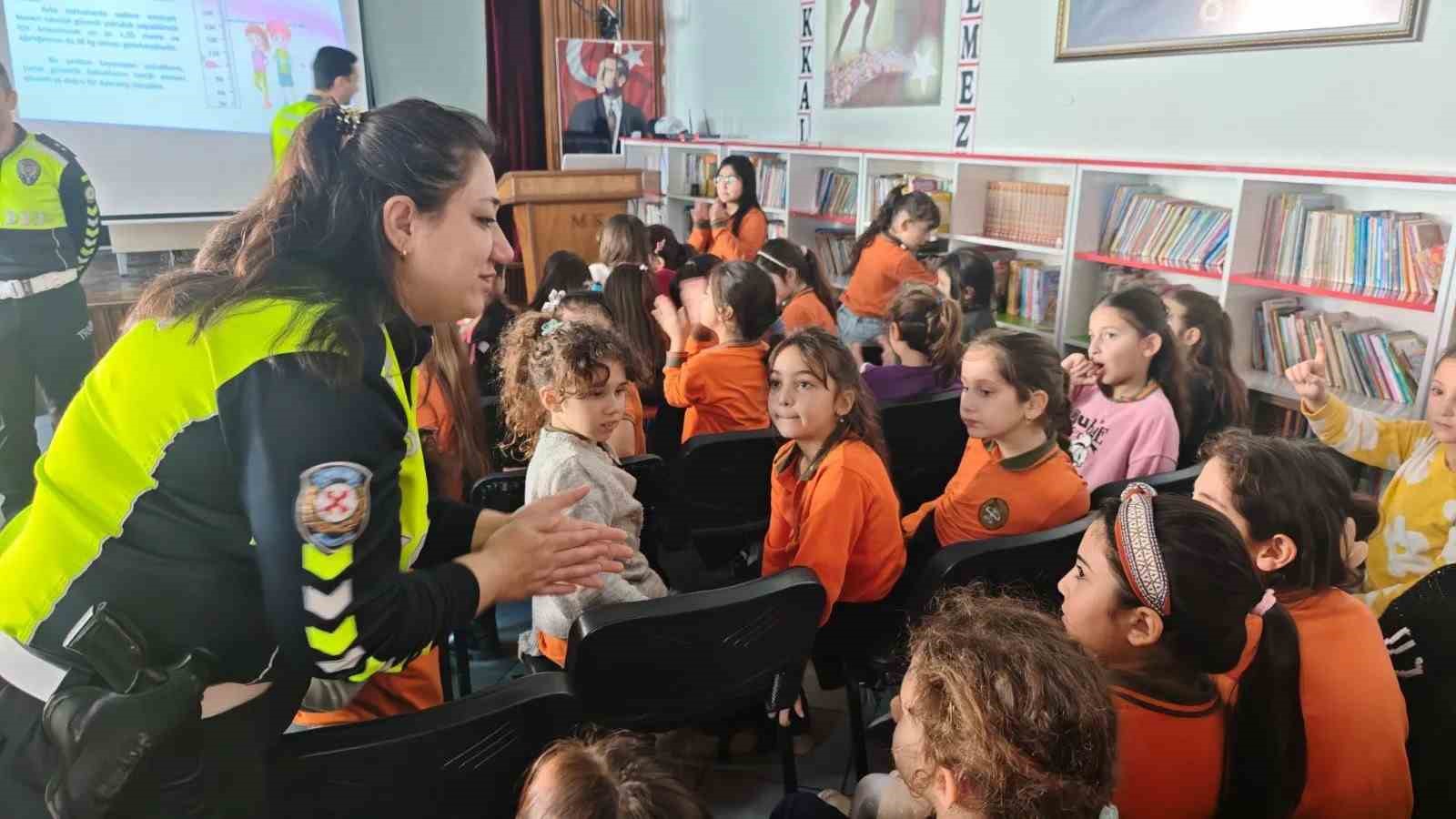 Sinop’ta öğrencilere trafik eğitimi
