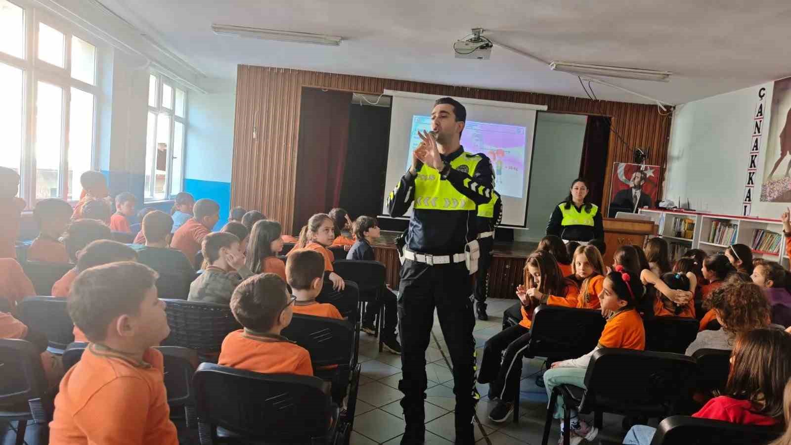 Sinop’ta öğrencilere trafik eğitimi
