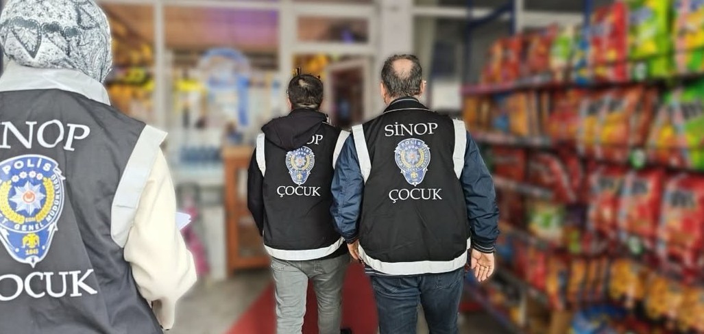 Sinop’ta okul çevrelerinde sıkı denetim
