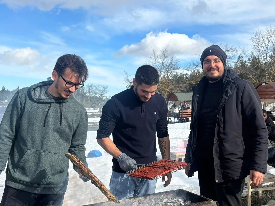 Sinop’ta uluslararası öğrencilerin kar keyfi
