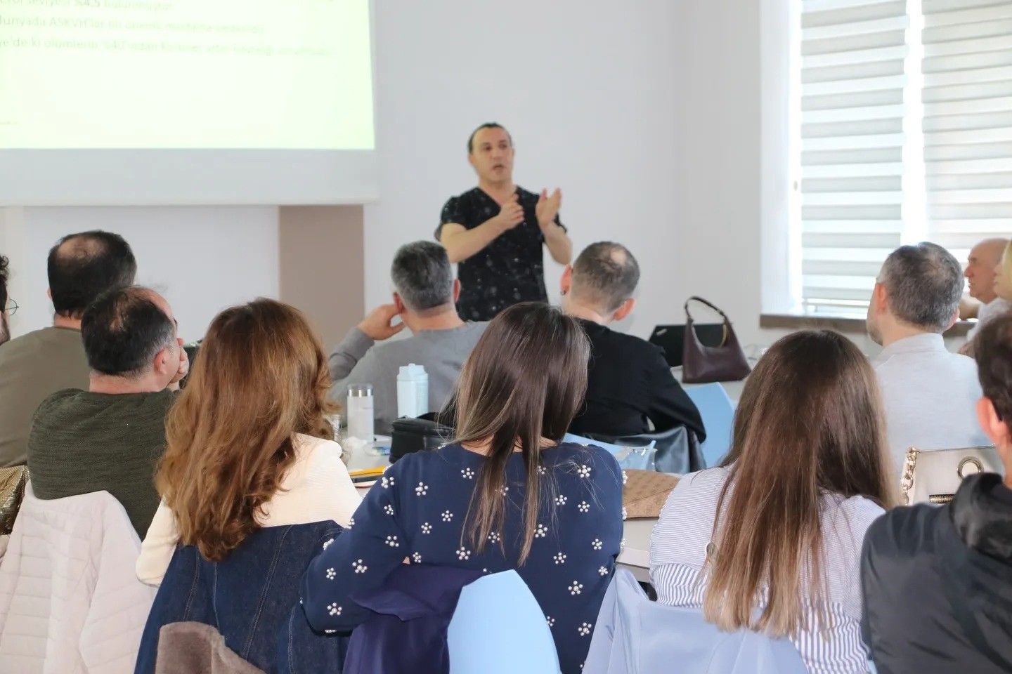 Sinop’ta uzman hekimlerden aile hekimlerine eğitim desteği
