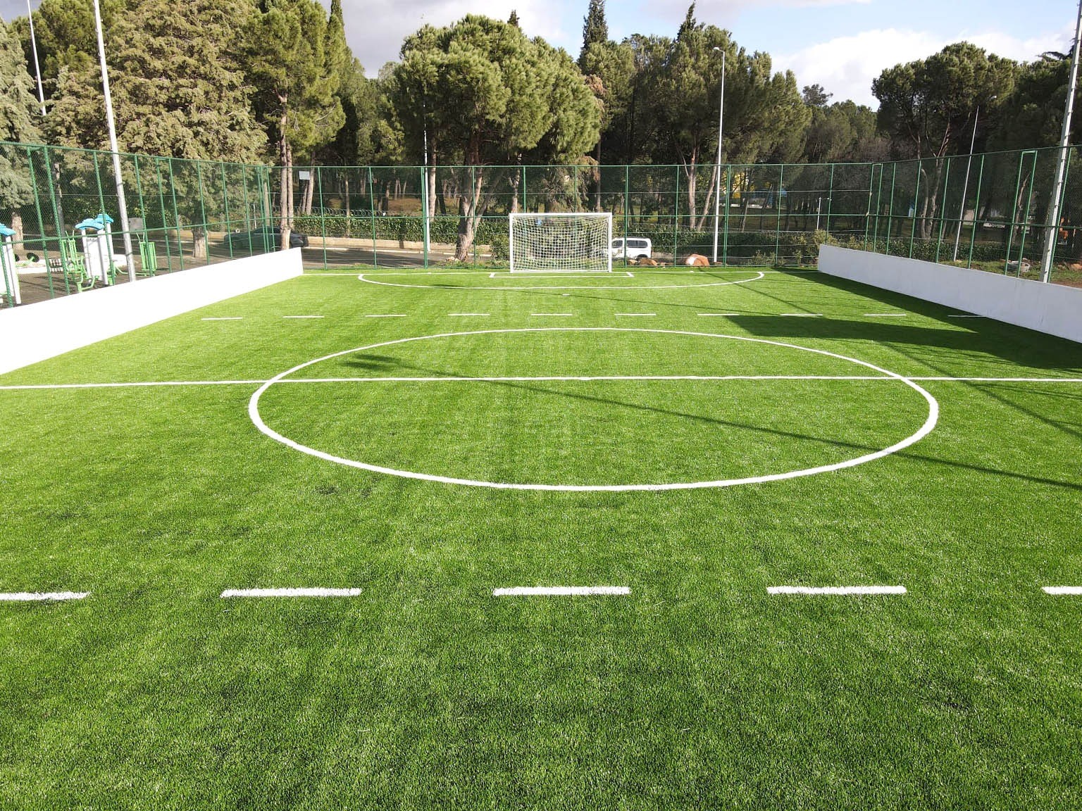 Şirinköy Görme Engelliler Futbol Sahası yenilendi
