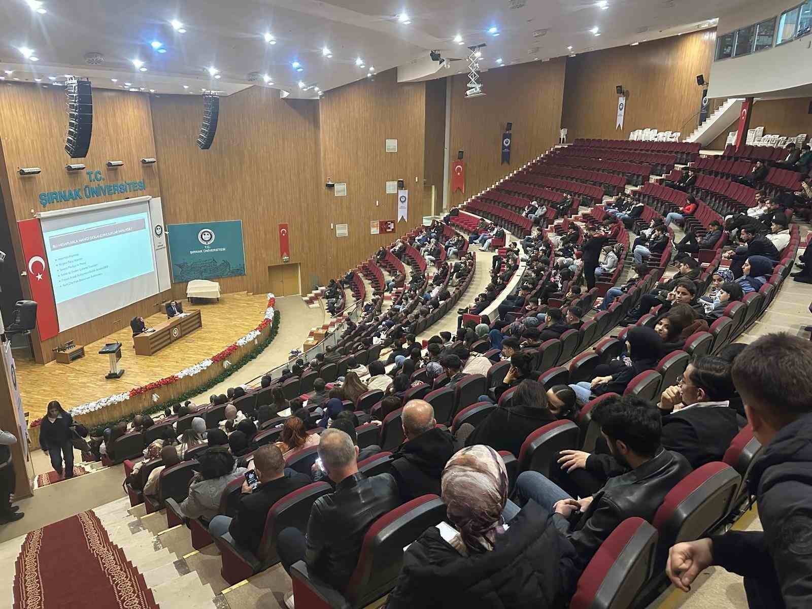 Şırnak Cumhuriyet Başsavcılığından gençlere net mesaj: "Hesabını kullandırma, suça ortak olma"
Şırnak Cumhuriyet Başsavcılığından gençlere net mesaj: "Hesabını kullandırma, suça ortak olma"