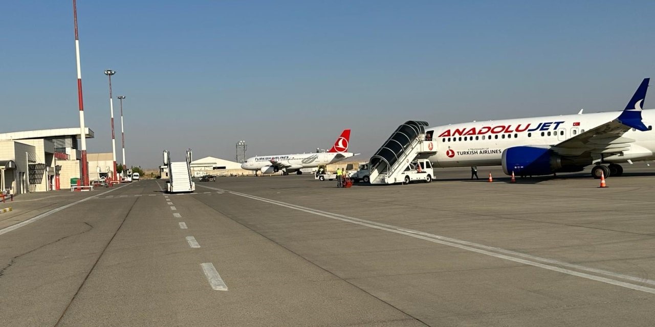 Şırnak Şerafettin Elçi Havalimanı 3 ayda 105 bin 955 yolcuya hizmet verdi
