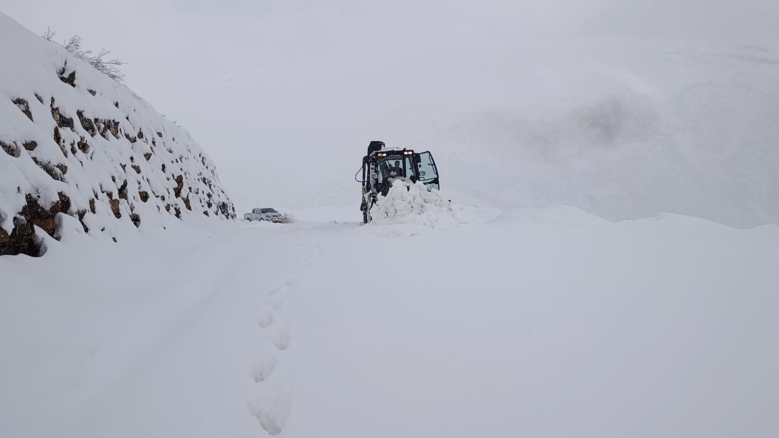 Şırnak’ta 20 köy yolu ulaşıma açıldı
