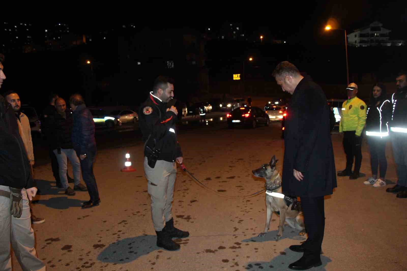 Şırnak’ta 700 polisin katılımı ile "Narko Alan" uygulaması
