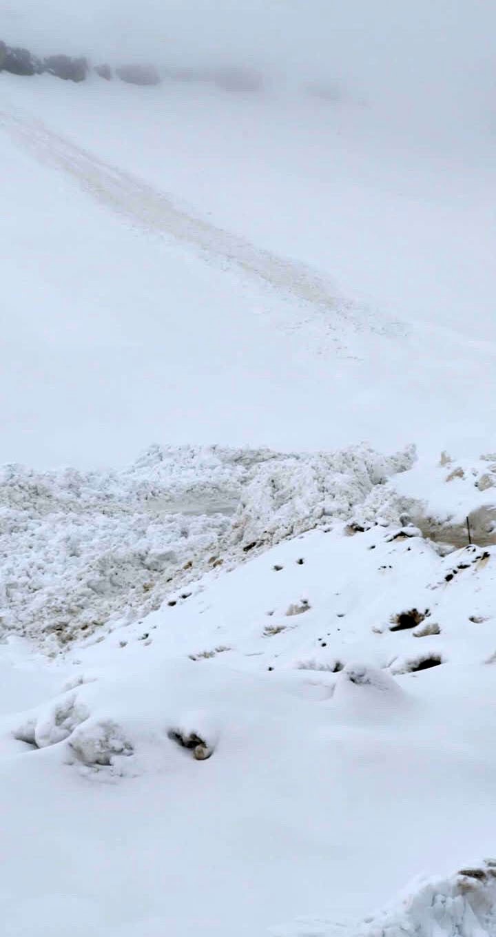 Şırnak’ta ilkbaharda kar yağışı: 2 bin 200 rakımda ikinci çığ şoku yaşandı
