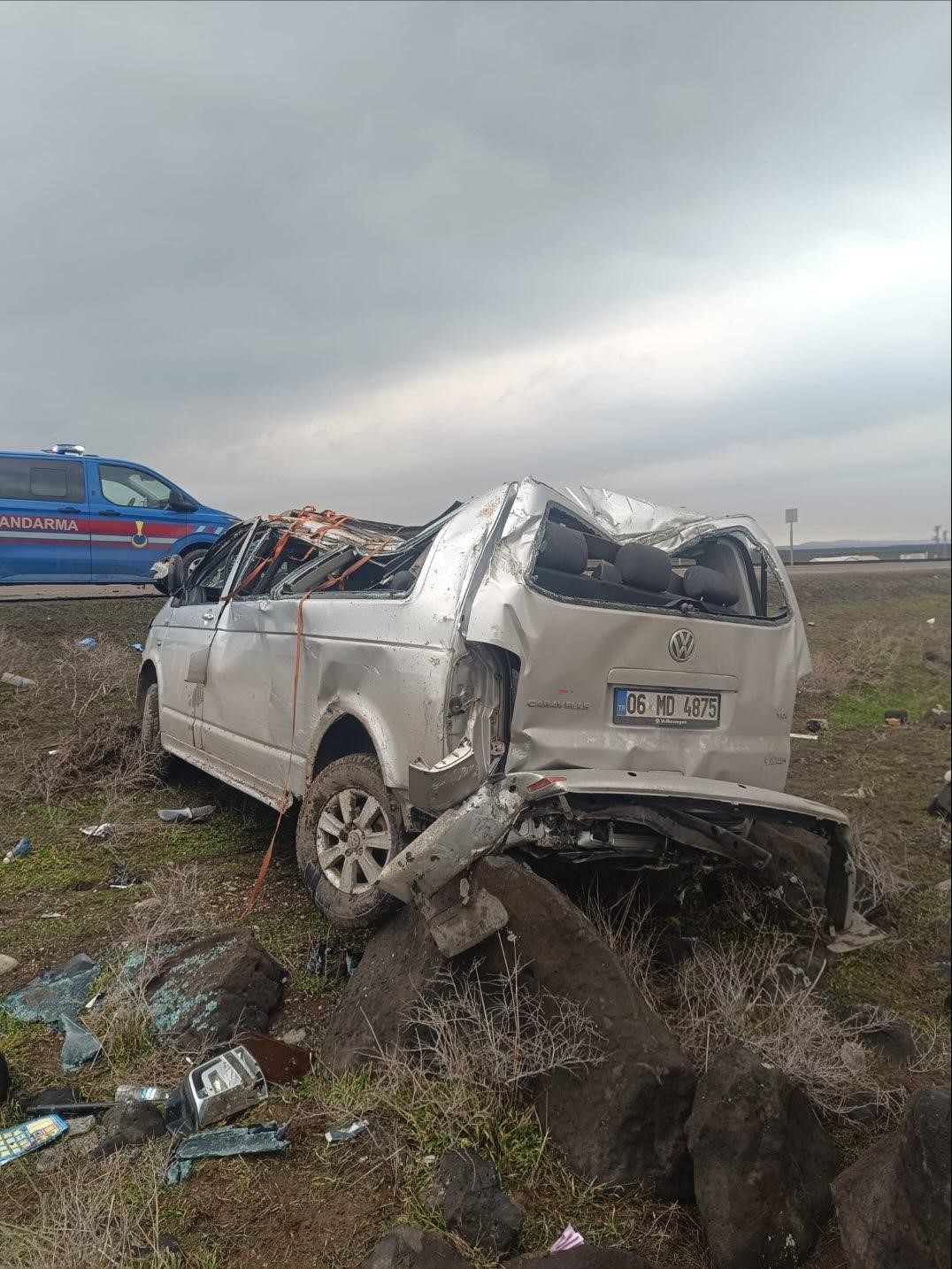 Şırnak’ta Iraklı turistleri taşıyan araç devrildi: 2 ölü, 6 yaralı
