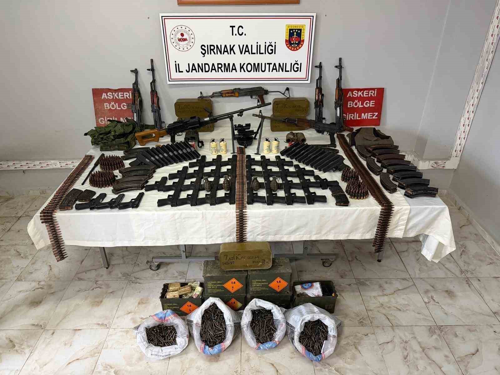 Şırnak’ta jandarma ekipleri cephanelik ele geçirdi: 20 tutuklama
