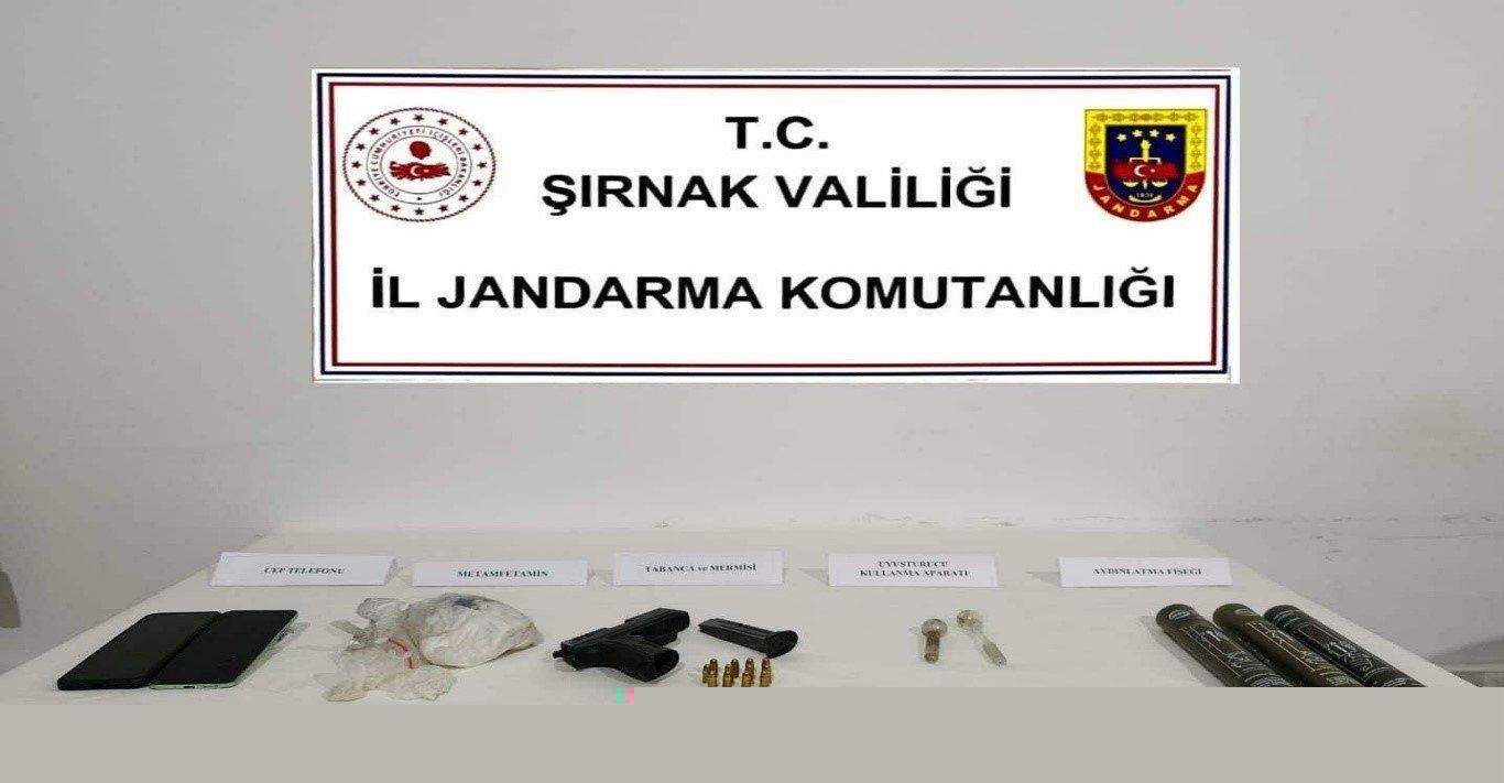 Şırnak’ta jandarma ekipleri cephanelik ele geçirdi
