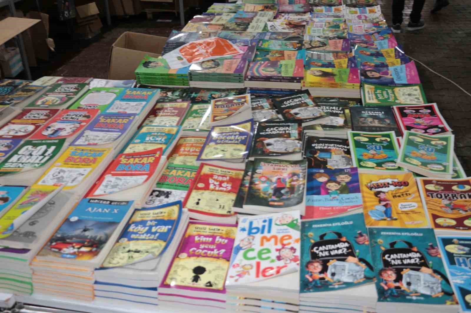 Şırnak’ta "Mezopotamya’nın Ruhunda Baharı Kitaplarla Karşılıyoruz" Kitap Fuarı ve Kültür Şöleni sona erdi
