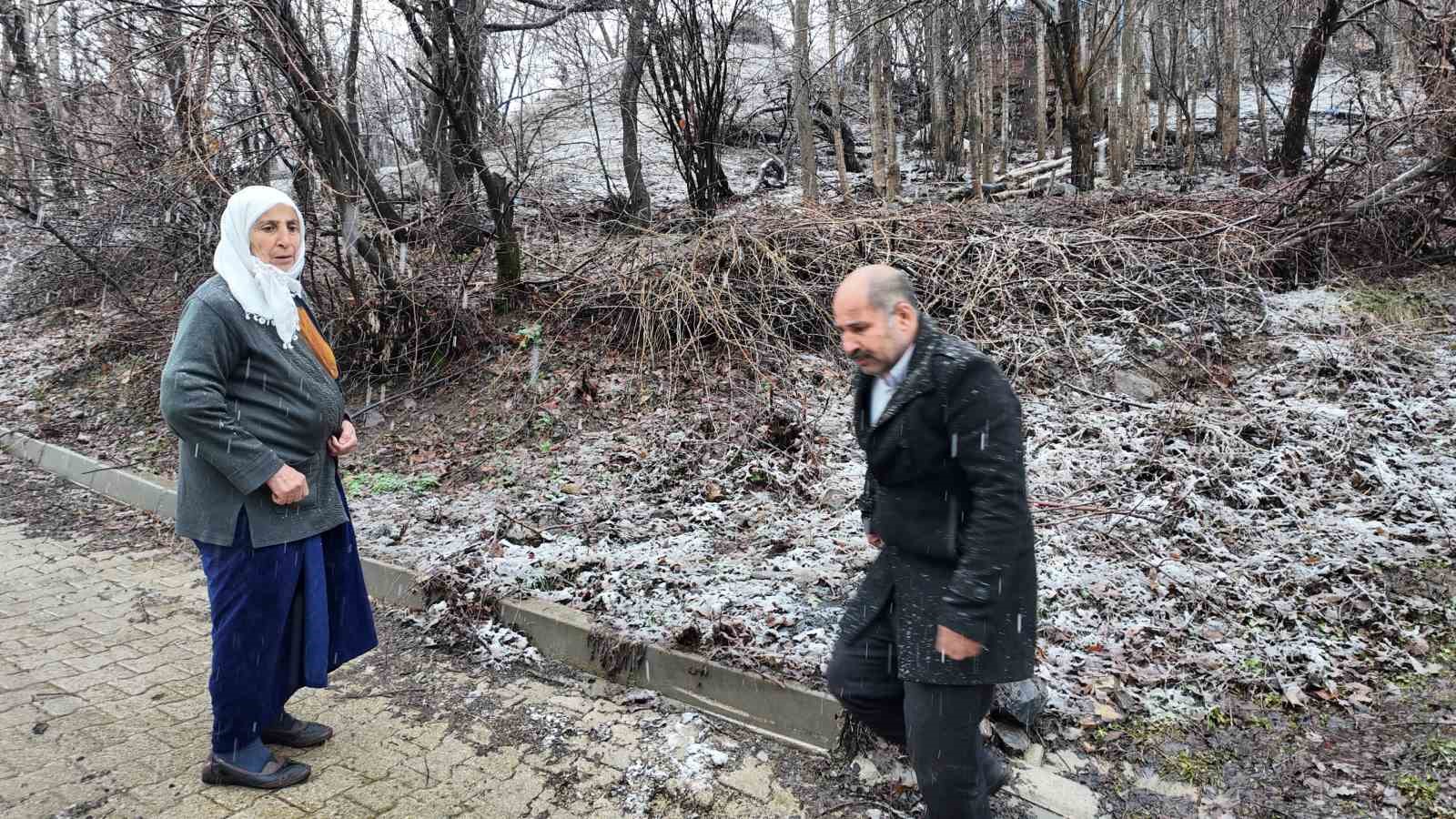 Şırnak’ta sağanak nedeniyle köyün bir bölümü çöktü evler boşaltıldı
