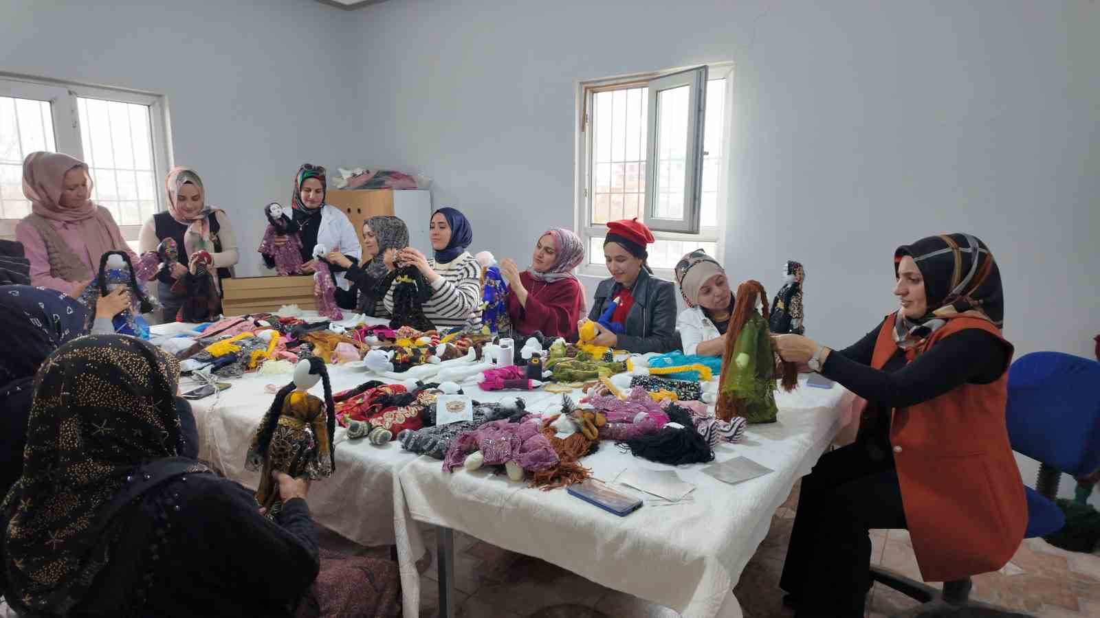 Şırnak’ta üretilen testiler dünyanın dört bir yanına gönderiliyor
