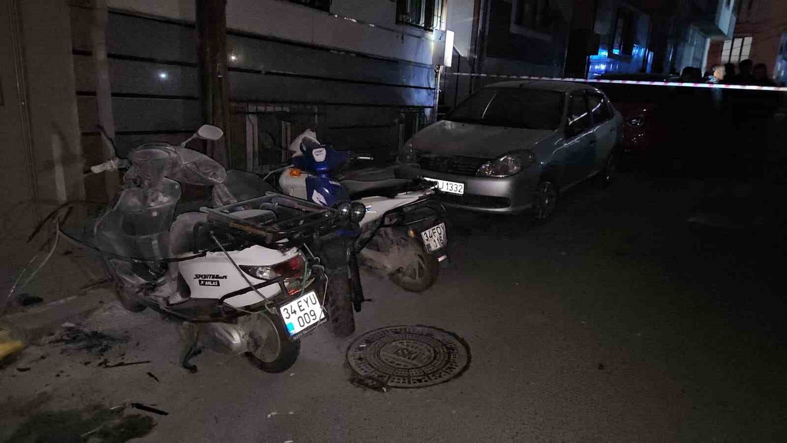 Şişli’de elektrik direğindeki patlama motorlara sıçradı
