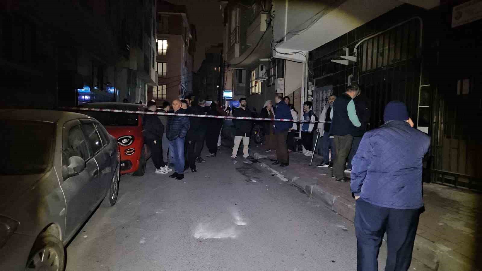 Şişli’de elektrik direğindeki patlama motorlara sıçradı

