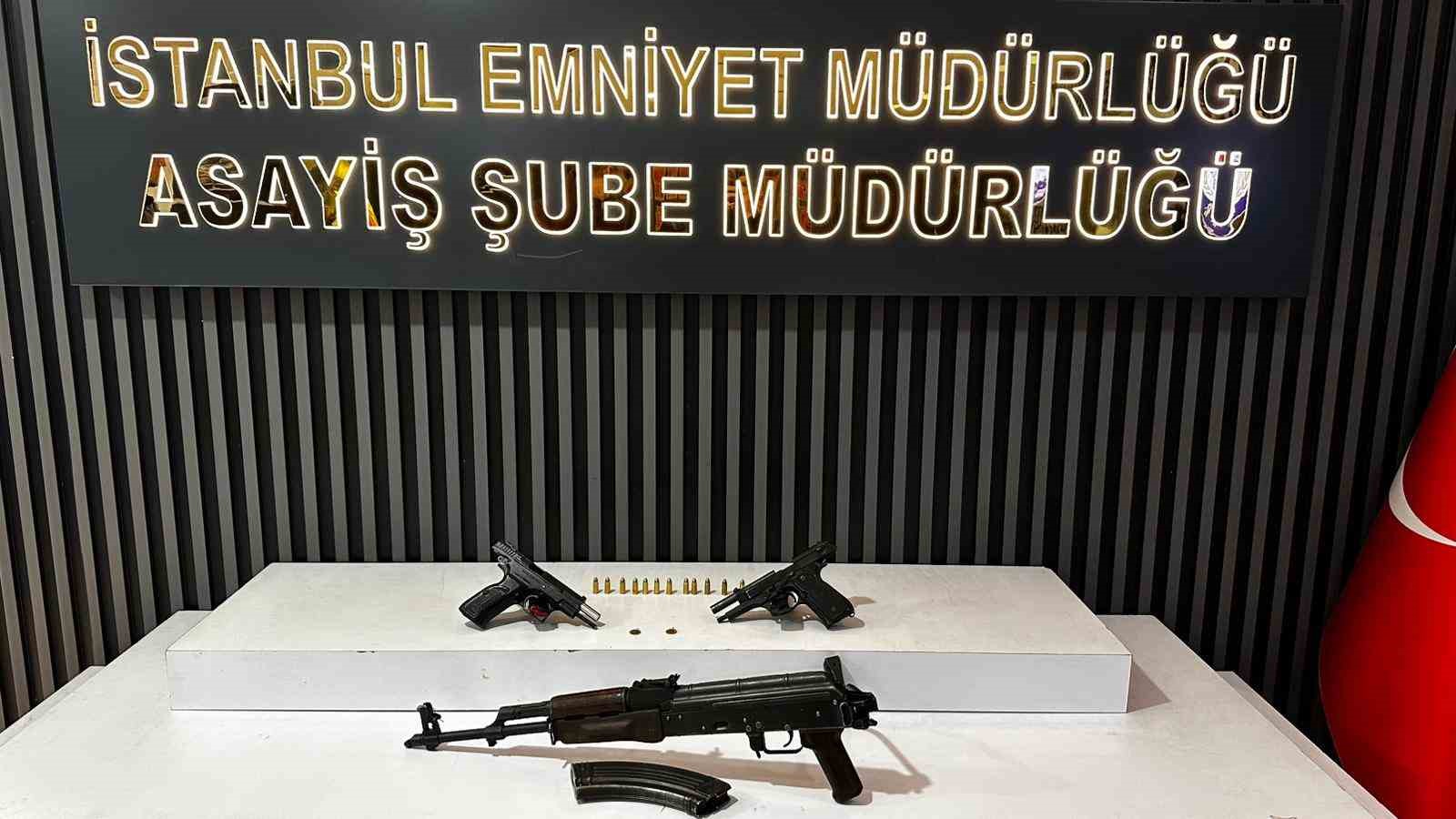 Şişli’de plazaya silahlı saldırıyla ilgili 5 şüpheli yakalandı
