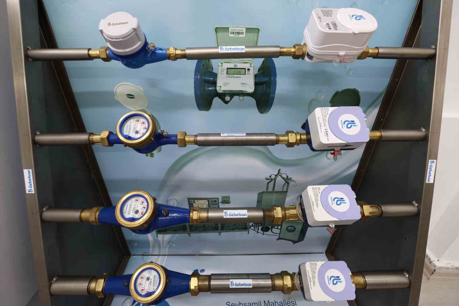 Sivas Belediyesi mühendislerinin ürettiği su sayacı su tasarrufu sağlayacak
Sivas Belediyesi mühendislerinin ürettiği su sayacı su tasarrufu sağlayacak