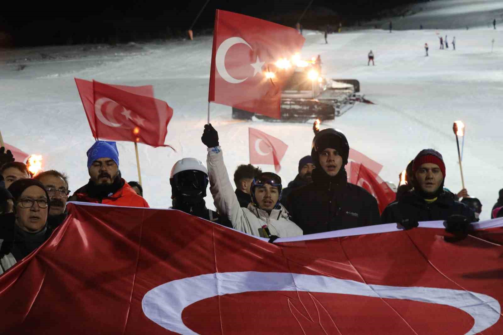 Sivas Yıldız Dağı’nda kayak sezonu halaylarla başladı
