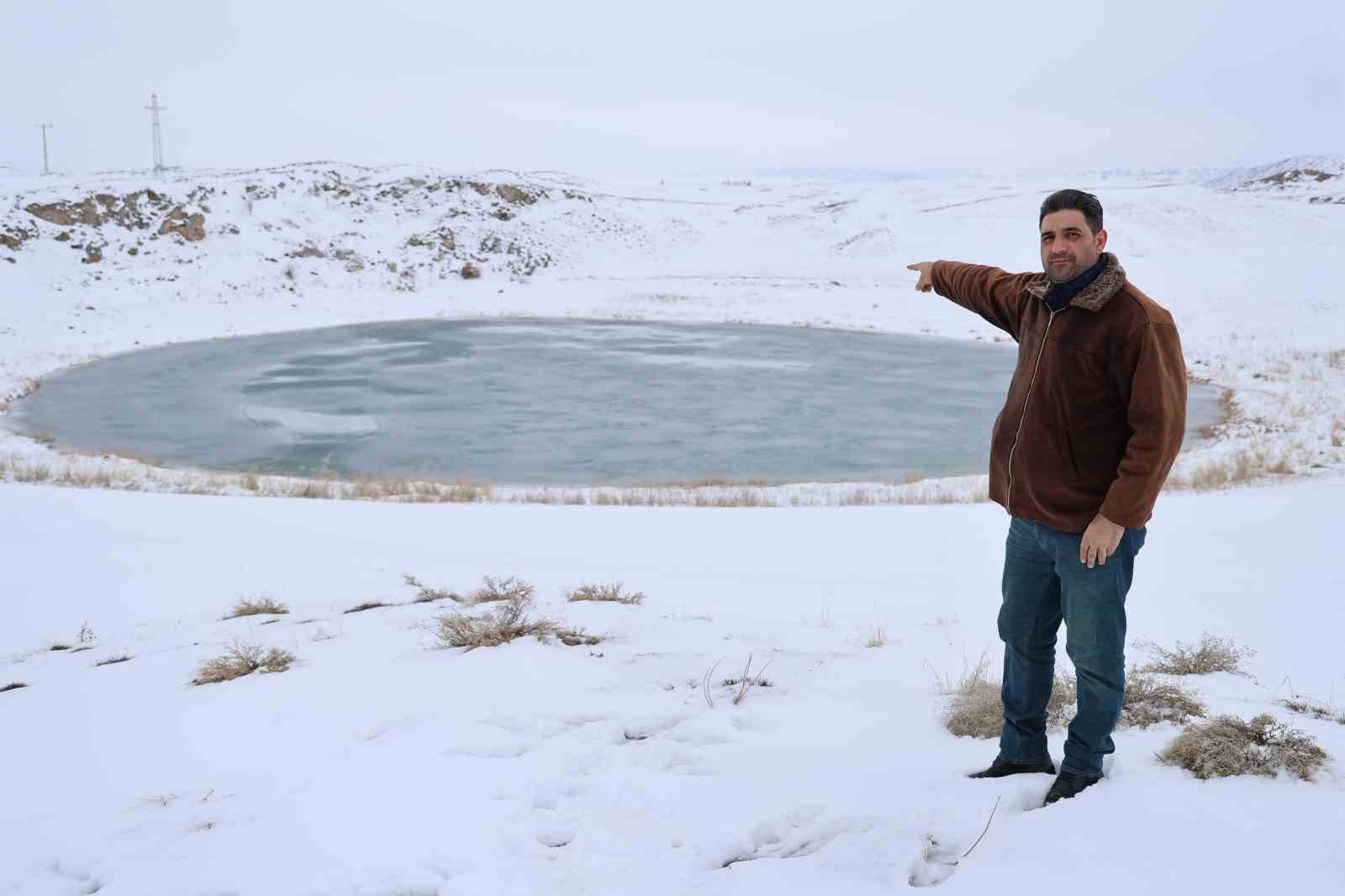 Sivas’ın ’gözleri’ tamamen dondu
