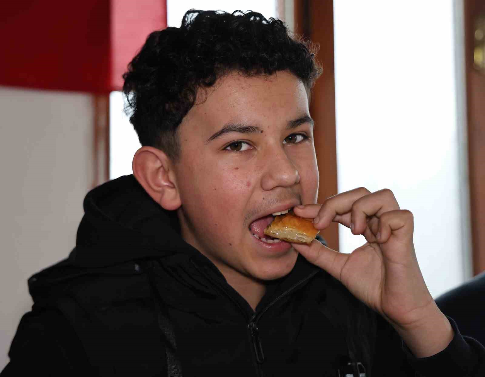 Sivas’ın unutulmaya yüz tutmuş asırlık lezzeti: "Unlu baklava" sofralarda yeniden yer alıyor
