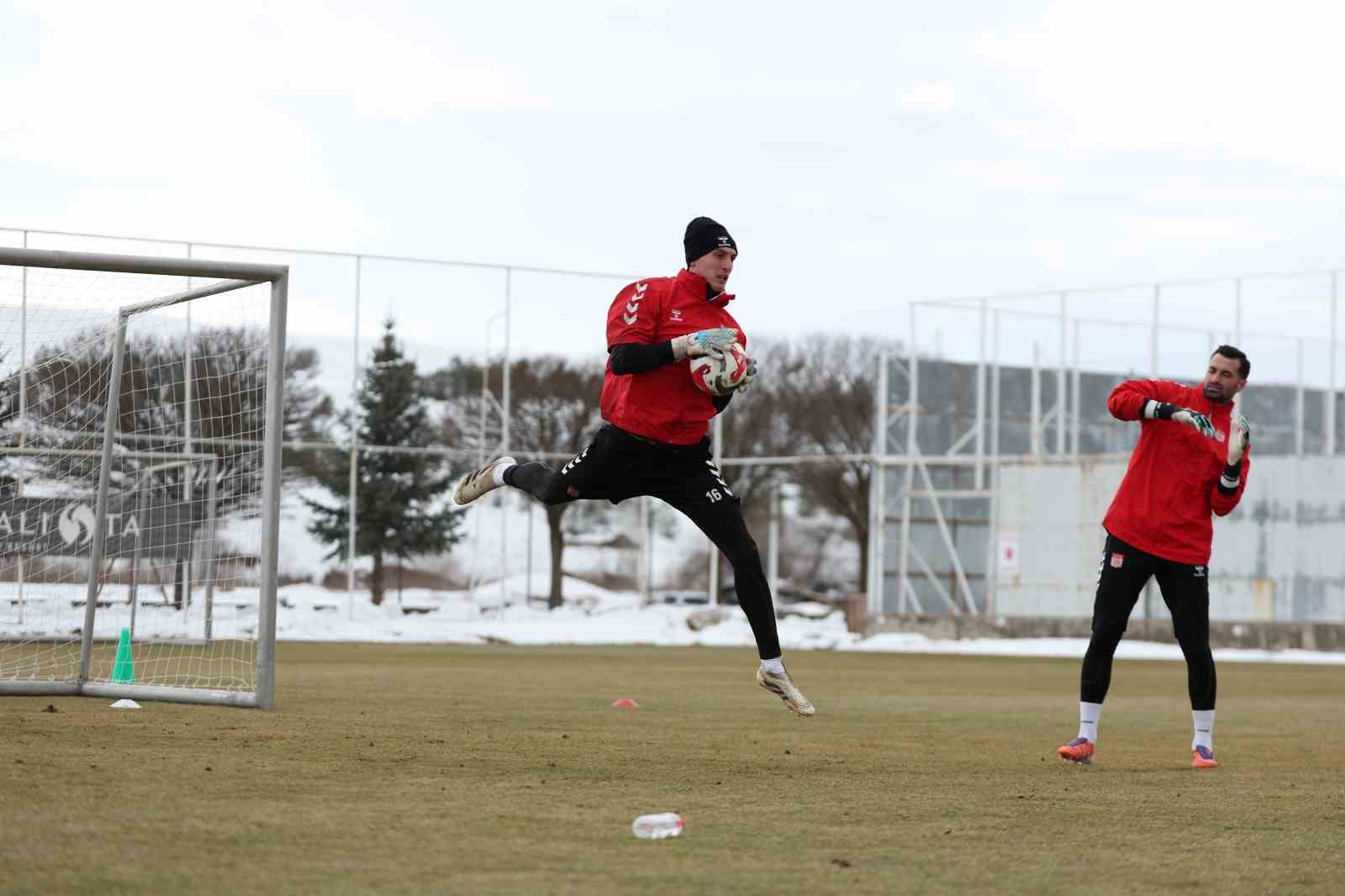 Sivasspor, Pendikspor maçı hazırlıklarını sürdürdü
