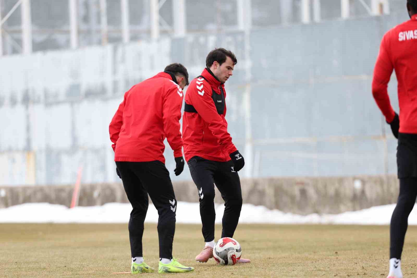 Sivasspor, Pendikspor maçı hazırlıklarını sürdürdü
