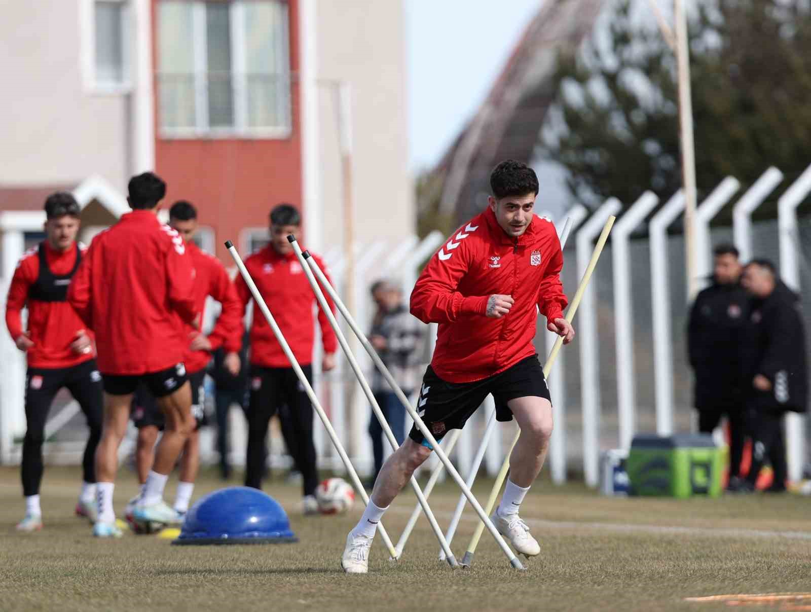 Sivasspor’da Adana Demirspor hazırlıkları sürüyor
